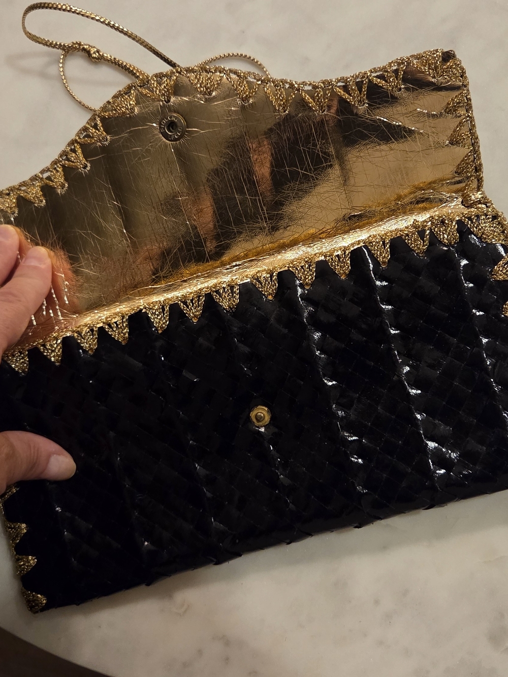 🐈⬛️ La Regale Black Woven Patent Clutch with Gold Trim and Chain